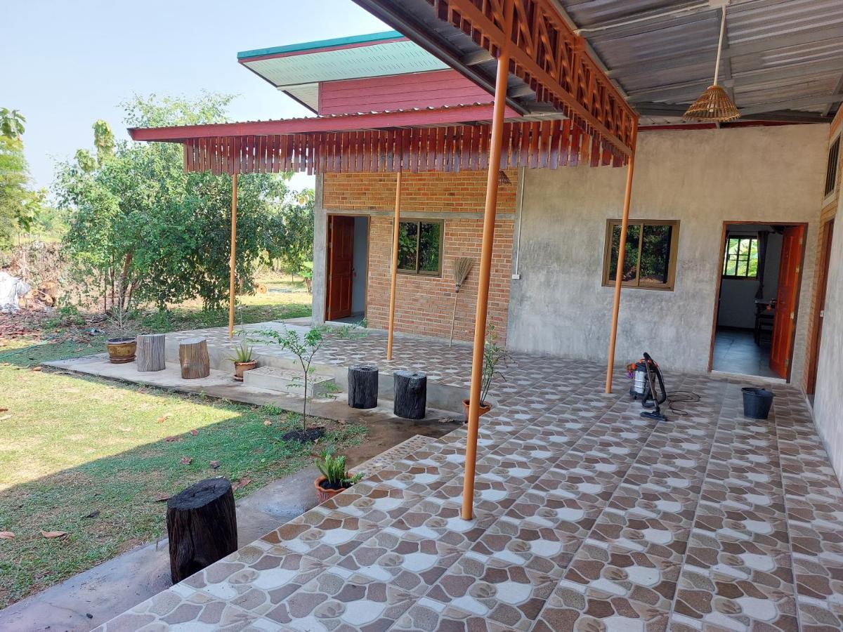 Yoga Homestay Seka Buitenkant foto